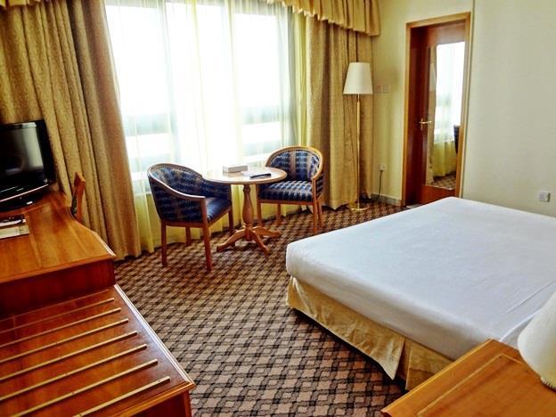 Emirates Plaza Hotel Abu Dhabi Eksteriør bilde