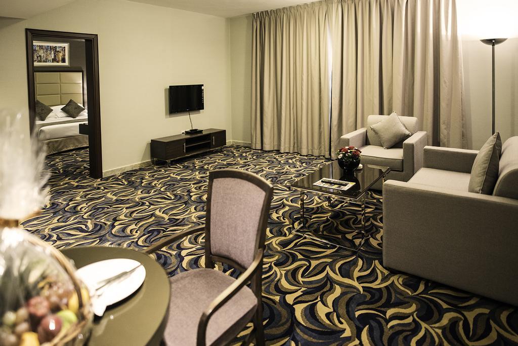Emirates Plaza Hotel Abu Dhabi Eksteriør bilde